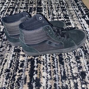 Vans Hightop Unisex Shoes size 8.5